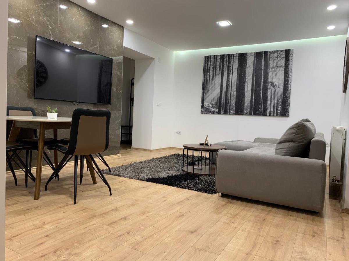 Black Apartment By Alex Rafael Zagreb Exteriör bild